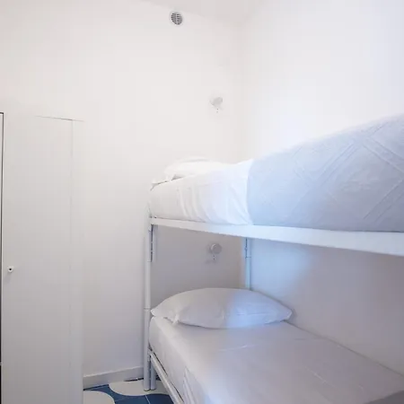 بيت للعطل Sterlizia *