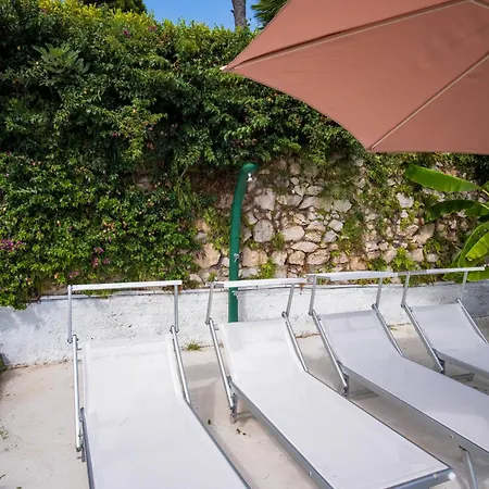 Sterlizia Holiday home