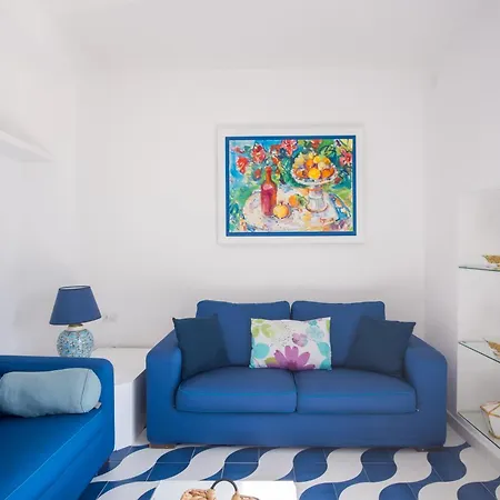 Sterlizia Holiday home *