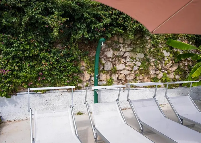 Sterlizia Holiday home