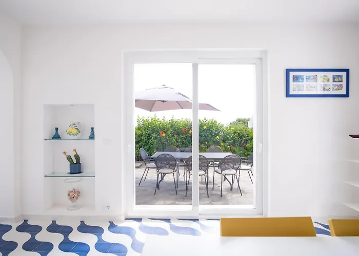 Sterlizia Holiday home *